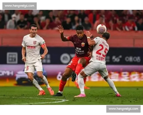 恒大对决上港比赛结果出炉谁赢成球迷热议焦点赛后话题