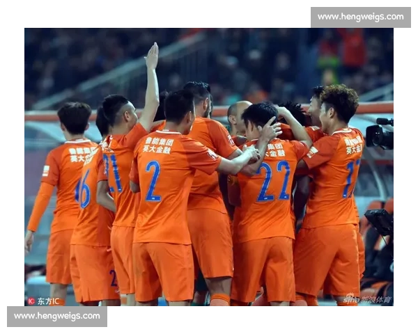 山东鲁能迎战河南建业联赛焦点之战胜负走向引关注主场士气与阵容博弈成看点 山东鲁能迎战河南建业联赛焦点之战胜负走向引关注主场士气与阵容博弈成看点